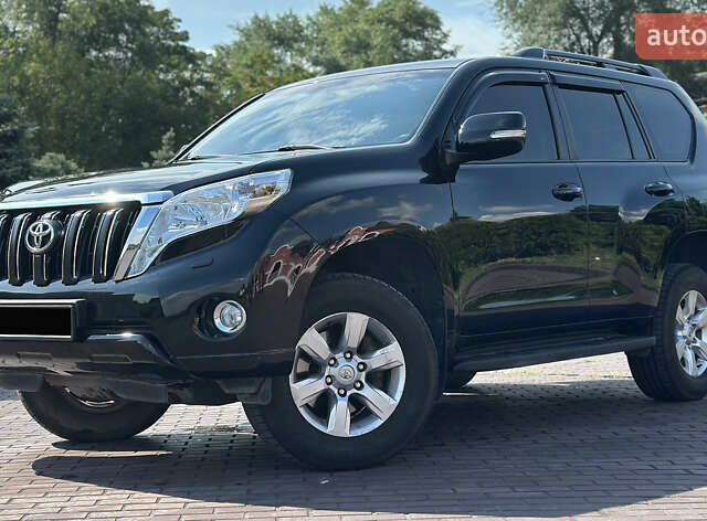 Черный Тойота Ленд Крузер Прадо, объемом двигателя 2.7 л и пробегом 122 тыс. км за 26400 $, фото 3 на Automoto.ua