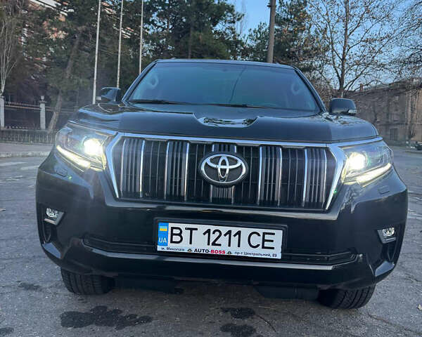 Черный Тойота Ленд Крузер Прадо, объемом двигателя 2.76 л и пробегом 65 тыс. км за 41000 $, фото 2 на Automoto.ua