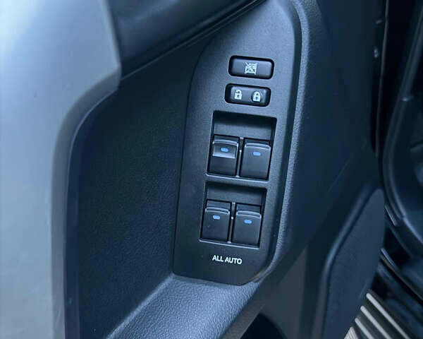 Черный Тойота Ленд Крузер Прадо, объемом двигателя 2.76 л и пробегом 65 тыс. км за 41000 $, фото 19 на Automoto.ua