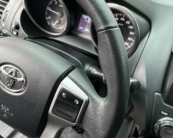 Чорний Тойота Ленд Крузер Прадо, об'ємом двигуна 2.8 л та пробігом 24 тис. км за 44000 $, фото 38 на Automoto.ua