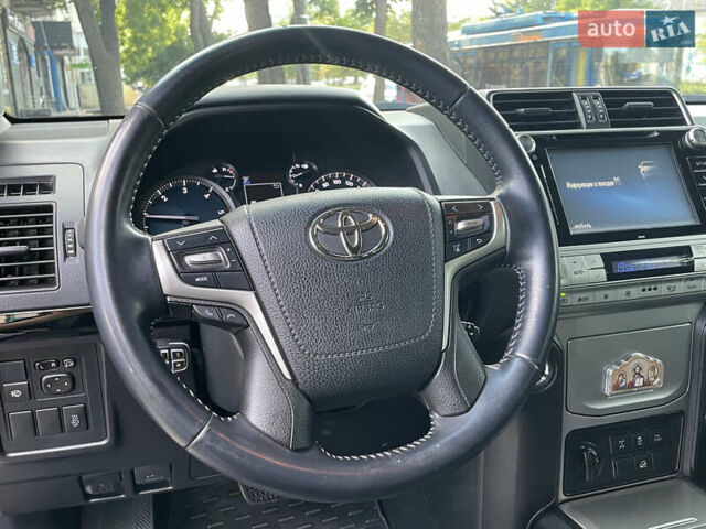 Черный Тойота Ленд Крузер Прадо, объемом двигателя 2.75 л и пробегом 65 тыс. км за 41999 $, фото 20 на Automoto.ua