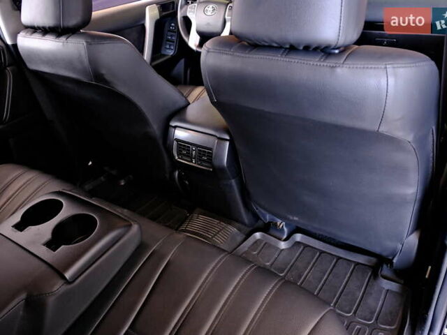 Черный Тойота Ленд Крузер Прадо, объемом двигателя 2.8 л и пробегом 201 тыс. км за 30900 $, фото 50 на Automoto.ua