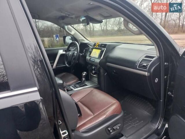 Черный Тойота Ленд Крузер Прадо, объемом двигателя 2.76 л и пробегом 97 тыс. км за 39500 $, фото 5 на Automoto.ua