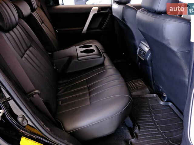 Черный Тойота Ленд Крузер Прадо, объемом двигателя 2.8 л и пробегом 201 тыс. км за 30900 $, фото 49 на Automoto.ua