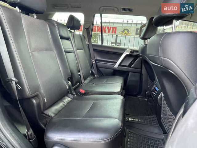 Черный Тойота Ленд Крузер Прадо, объемом двигателя 2.75 л и пробегом 65 тыс. км за 41999 $, фото 14 на Automoto.ua