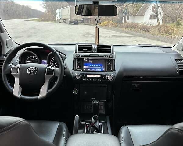 Чорний Тойота Ленд Крузер Прадо, об'ємом двигуна 2.8 л та пробігом 24 тис. км за 44000 $, фото 46 на Automoto.ua