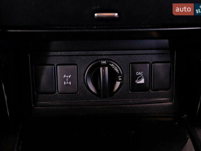 Черный Тойота Ленд Крузер Прадо, объемом двигателя 2.8 л и пробегом 201 тыс. км за 30900 $, фото 28 на Automoto.ua