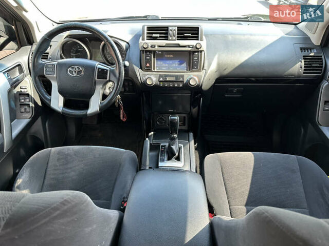 Черный Тойота Ленд Крузер Прадо, объемом двигателя 2.7 л и пробегом 122 тыс. км за 26400 $, фото 27 на Automoto.ua