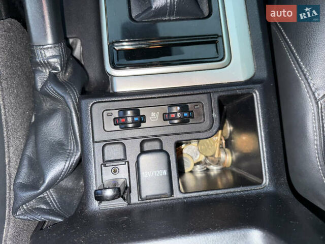 Черный Тойота Ленд Крузер Прадо, объемом двигателя 2.76 л и пробегом 210 тыс. км за 37000 $, фото 17 на Automoto.ua
