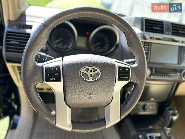 Черный Тойота Ленд Крузер Прадо, объемом двигателя 4 л и пробегом 110 тыс. км за 31900 $, фото 28 на Automoto.ua