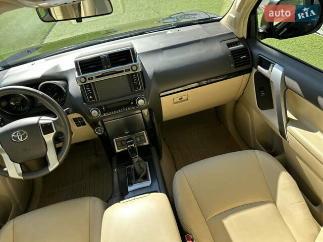 Черный Тойота Ленд Крузер Прадо, объемом двигателя 4 л и пробегом 110 тыс. км за 31900 $, фото 50 на Automoto.ua