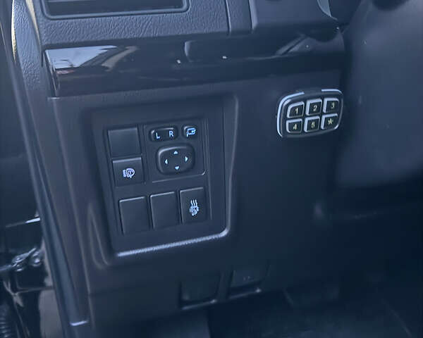 Черный Тойота Ленд Крузер Прадо, объемом двигателя 2.8 л и пробегом 65 тыс. км за 40999 $, фото 9 на Automoto.ua