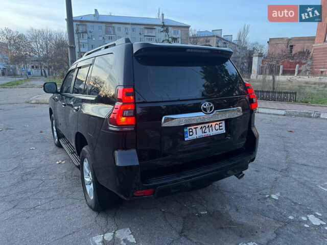 Черный Тойота Ленд Крузер Прадо, объемом двигателя 2.76 л и пробегом 65 тыс. км за 41000 $, фото 5 на Automoto.ua