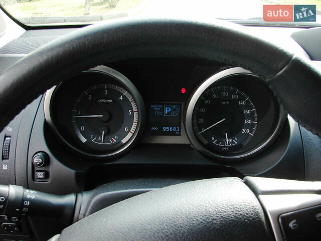 Черный Тойота Ленд Крузер Прадо, объемом двигателя 2.8 л и пробегом 95 тыс. км за 38000 $, фото 16 на Automoto.ua