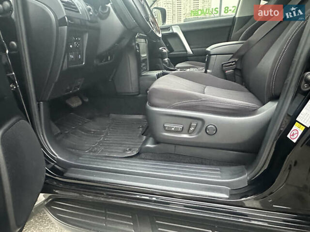 Черный Тойота Ленд Крузер Прадо, объемом двигателя 2.75 л и пробегом 116 тыс. км за 34499 $, фото 26 на Automoto.ua