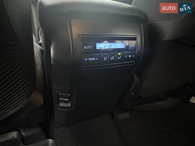 Черный Тойота Ленд Крузер Прадо, объемом двигателя 2.75 л и пробегом 116 тыс. км за 34499 $, фото 41 на Automoto.ua