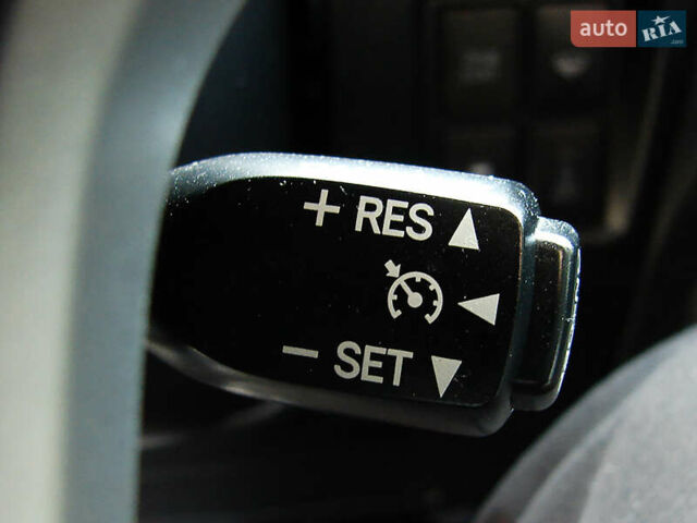 Черный Тойота Ленд Крузер Прадо, объемом двигателя 2.8 л и пробегом 95 тыс. км за 38000 $, фото 25 на Automoto.ua