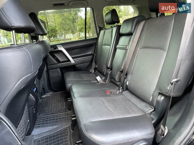 Черный Тойота Ленд Крузер Прадо, объемом двигателя 2.75 л и пробегом 65 тыс. км за 41999 $, фото 15 на Automoto.ua