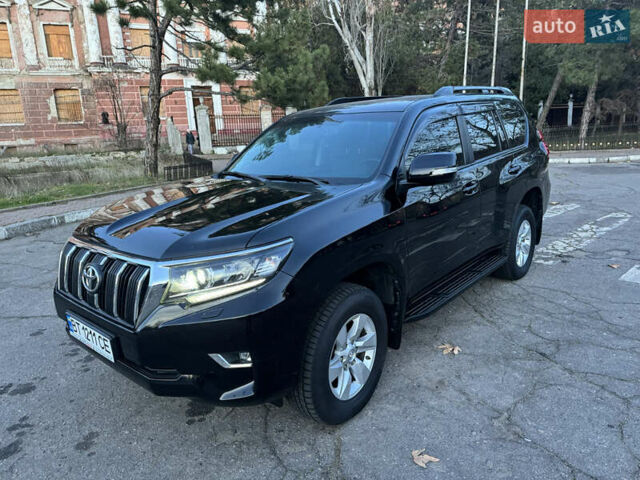 Черный Тойота Ленд Крузер Прадо, объемом двигателя 2.8 л и пробегом 65 тыс. км за 40999 $, фото 1 на Automoto.ua