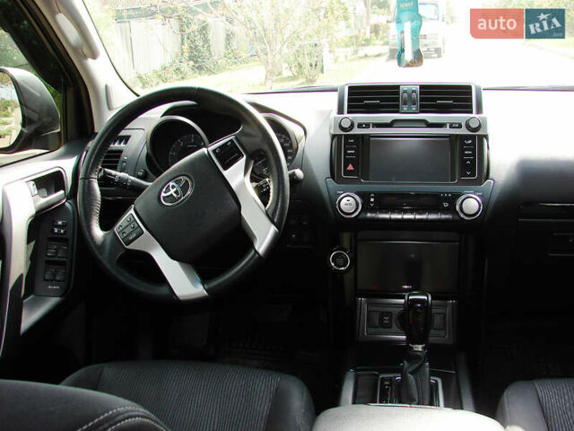Черный Тойота Ленд Крузер Прадо, объемом двигателя 2.8 л и пробегом 95 тыс. км за 38000 $, фото 15 на Automoto.ua