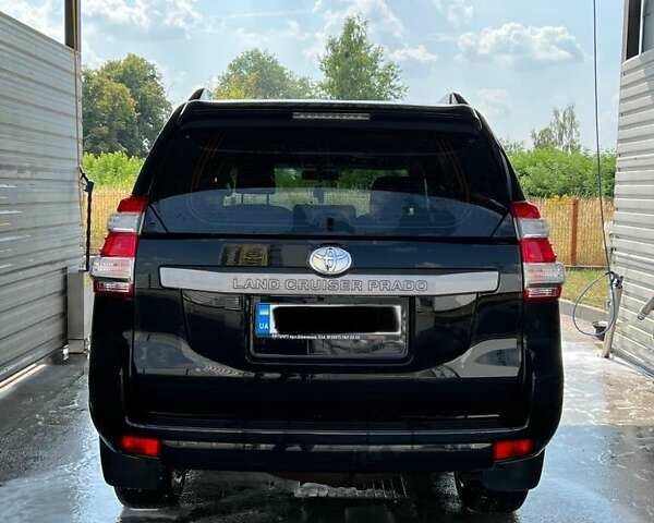 Черный Тойота Ленд Крузер Прадо, объемом двигателя 2.7 л и пробегом 120 тыс. км за 32000 $, фото 1 на Automoto.ua