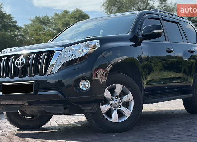 Черный Тойота Ленд Крузер Прадо, объемом двигателя 2.7 л и пробегом 122 тыс. км за 26400 $, фото 1 на Automoto.ua