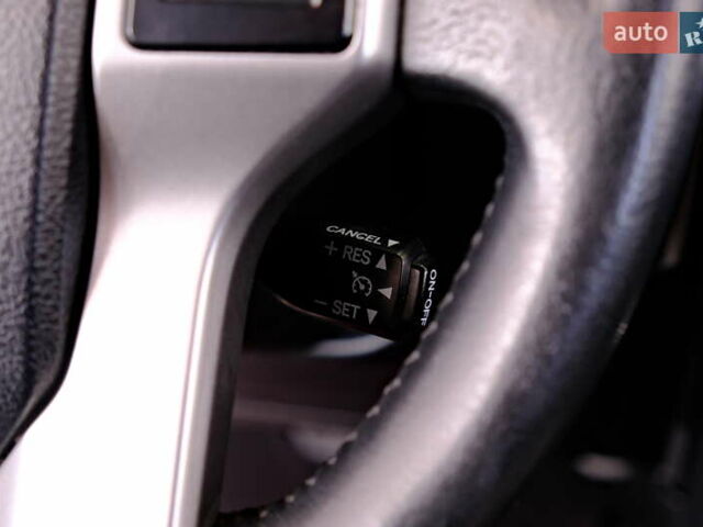 Черный Тойота Ленд Крузер Прадо, объемом двигателя 2.8 л и пробегом 201 тыс. км за 30900 $, фото 34 на Automoto.ua