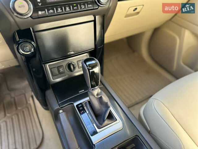 Черный Тойота Ленд Крузер Прадо, объемом двигателя 4 л и пробегом 110 тыс. км за 33900 $, фото 34 на Automoto.ua