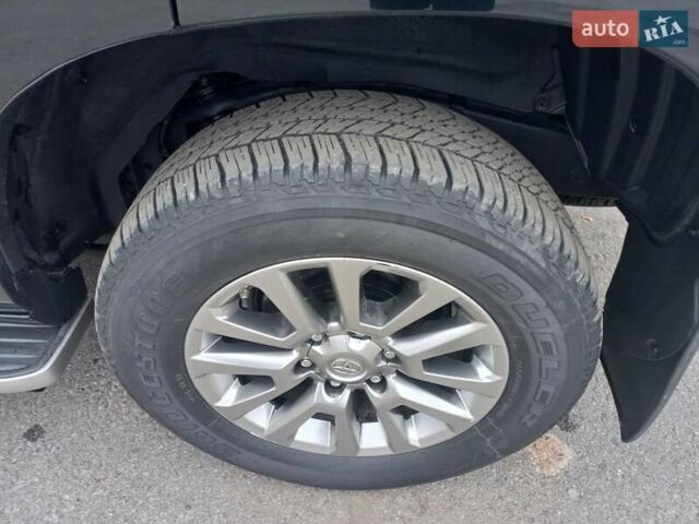 Черный Тойота Ленд Крузер Прадо, объемом двигателя 2.76 л и пробегом 97 тыс. км за 39500 $, фото 7 на Automoto.ua