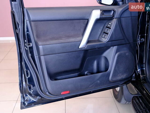 Черный Тойота Ленд Крузер Прадо, объемом двигателя 2.8 л и пробегом 201 тыс. км за 30900 $, фото 40 на Automoto.ua