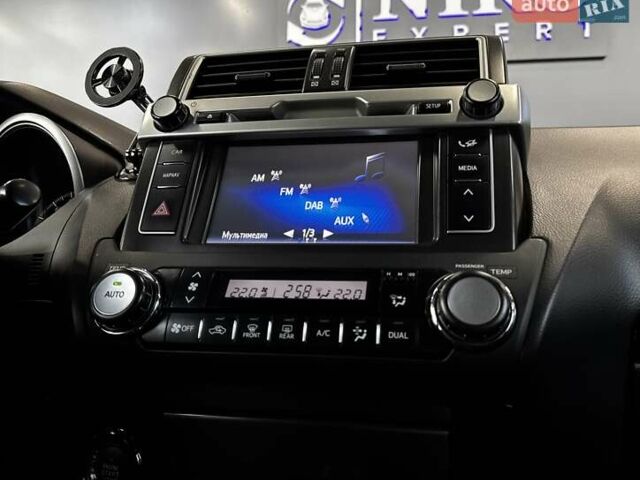 Черный Тойота Ленд Крузер Прадо, объемом двигателя 2.76 л и пробегом 380 тыс. км за 28500 $, фото 28 на Automoto.ua