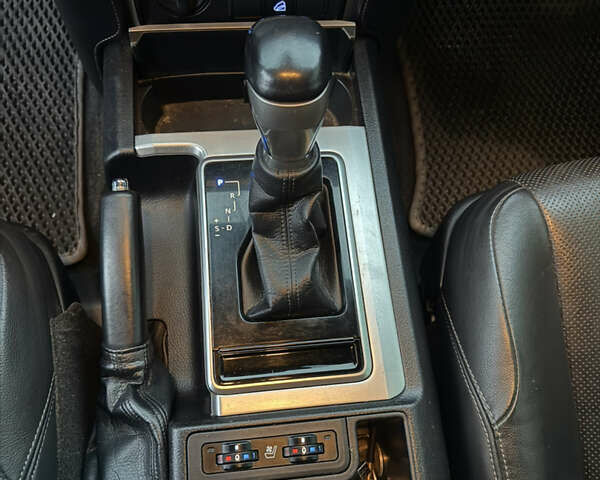 Черный Тойота Ленд Крузер Прадо, объемом двигателя 2.76 л и пробегом 210 тыс. км за 37000 $, фото 18 на Automoto.ua