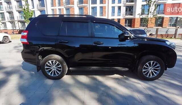 Черный Тойота Ленд Крузер Прадо, объемом двигателя 2.7 л и пробегом 159 тыс. км за 29500 $, фото 5 на Automoto.ua