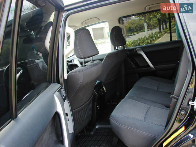 Черный Тойота Ленд Крузер Прадо, объемом двигателя 2.8 л и пробегом 95 тыс. км за 38000 $, фото 17 на Automoto.ua