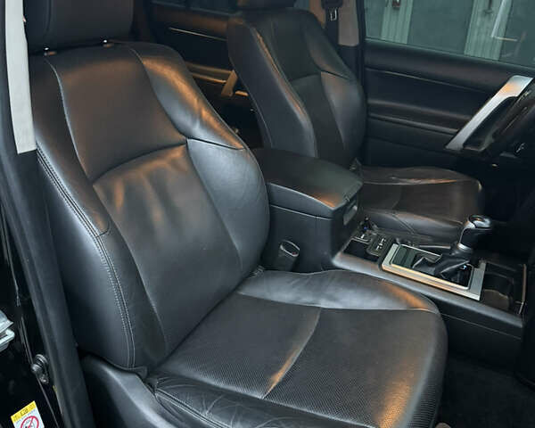 Черный Тойота Ленд Крузер Прадо, объемом двигателя 2.76 л и пробегом 210 тыс. км за 37000 $, фото 23 на Automoto.ua