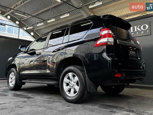 Черный Тойота Ленд Крузер Прадо, объемом двигателя 2.76 л и пробегом 380 тыс. км за 28500 $, фото 4 на Automoto.ua