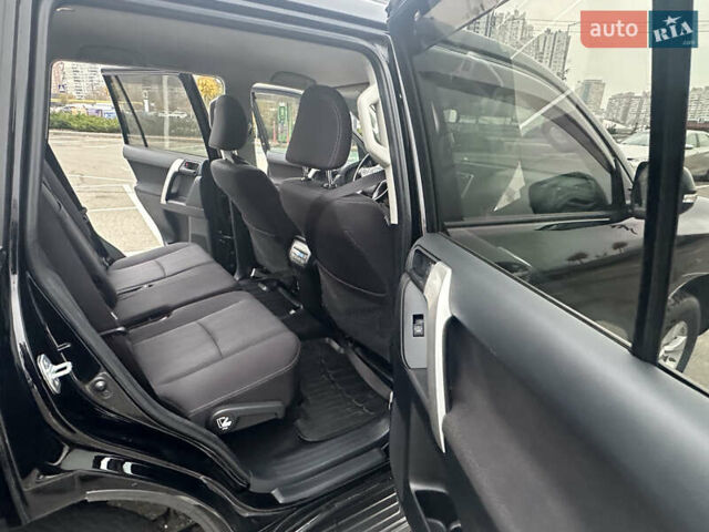 Черный Тойота Ленд Крузер Прадо, объемом двигателя 2.75 л и пробегом 116 тыс. км за 34499 $, фото 45 на Automoto.ua