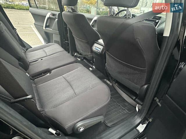 Черный Тойота Ленд Крузер Прадо, объемом двигателя 2.75 л и пробегом 116 тыс. км за 34499 $, фото 46 на Automoto.ua