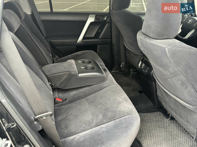 Чорний Тойота Ленд Крузер Прадо, об'ємом двигуна 2.69 л та пробігом 200 тис. км за 24500 $, фото 11 на Automoto.ua