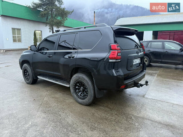 Черный Тойота Ленд Крузер Прадо, объемом двигателя 2.76 л и пробегом 210 тыс. км за 37000 $, фото 5 на Automoto.ua