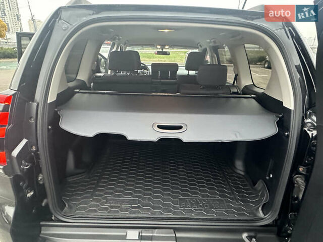 Черный Тойота Ленд Крузер Прадо, объемом двигателя 2.75 л и пробегом 116 тыс. км за 34499 $, фото 44 на Automoto.ua