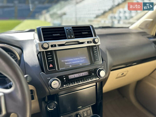 Черный Тойота Ленд Крузер Прадо, объемом двигателя 4 л и пробегом 110 тыс. км за 31900 $, фото 35 на Automoto.ua