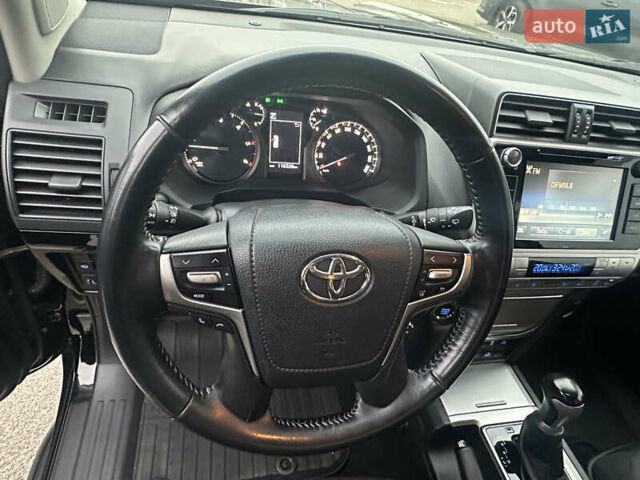 Черный Тойота Ленд Крузер Прадо, объемом двигателя 2.75 л и пробегом 116 тыс. км за 34499 $, фото 30 на Automoto.ua