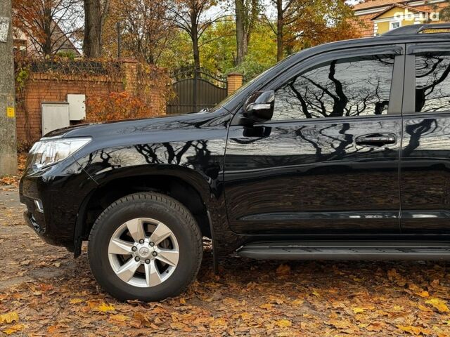 Черный Тойота Ленд Крузер Прадо, объемом двигателя 2.7 л и пробегом 60 тыс. км за 34690 $, фото 10 на Automoto.ua