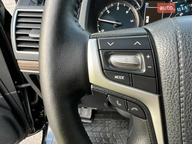 Черный Тойота Ленд Крузер Прадо, объемом двигателя 2.76 л и пробегом 127 тыс. км за 41500 $, фото 15 на Automoto.ua