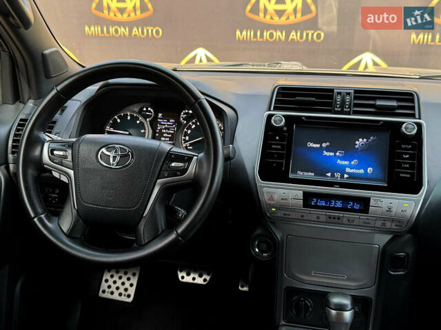 Черный Тойота Ленд Крузер Прадо, объемом двигателя 2.75 л и пробегом 139 тыс. км за 38400 $, фото 11 на Automoto.ua