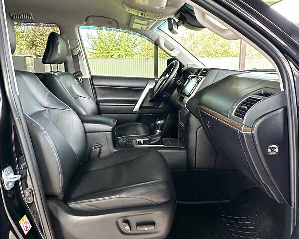 Черный Тойота Ленд Крузер Прадо, объемом двигателя 2.76 л и пробегом 127 тыс. км за 39000 $, фото 40 на Automoto.ua