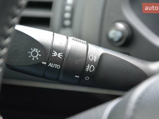 Черный Тойота Ленд Крузер Прадо, объемом двигателя 2.8 л и пробегом 190 тыс. км за 33900 $, фото 27 на Automoto.ua