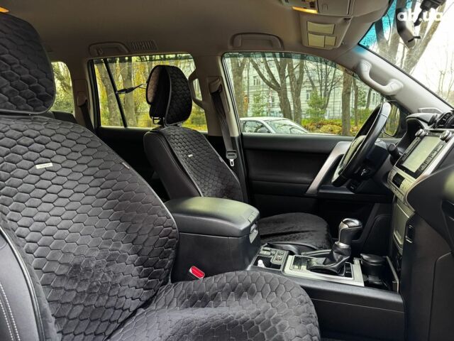 Черный Тойота Ленд Крузер Прадо, объемом двигателя 2.7 л и пробегом 60 тыс. км за 34690 $, фото 27 на Automoto.ua