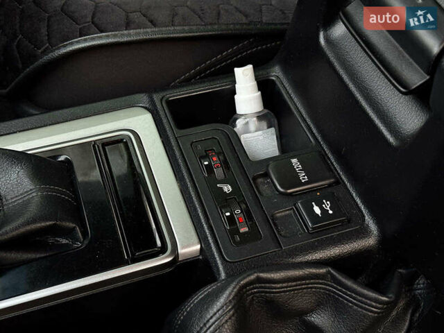 Черный Тойота Ленд Крузер Прадо, объемом двигателя 2.7 л и пробегом 60 тыс. км за 34690 $, фото 16 на Automoto.ua